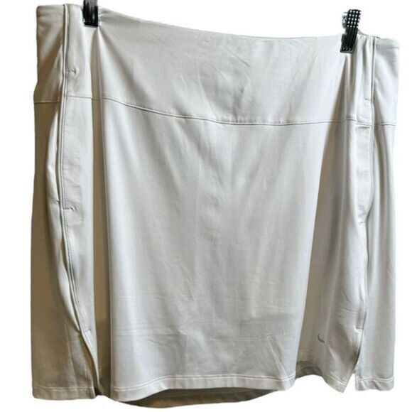 NWT NIKE Women’s White Golf Tennis Pickleball Skort Matching Biker Shorts - XL - Picture 1 of 12